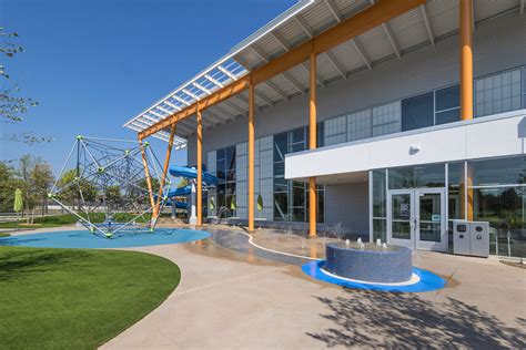 Ymca tandy - The Tandy Family YMCA, is a transformation of an aging, 50-year-old facility. The existing 50,000 square foot facility was completely renovation and a 48,000 square foot addition …